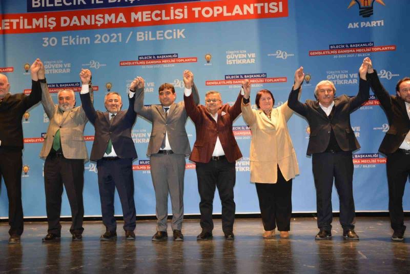 AK Parti İl Başkanı Yıldırım: “Siz devletin memurunu tehdit edip sonrada kendi elemanlarınızmış gibi sahneye çıkartamazsınız”
