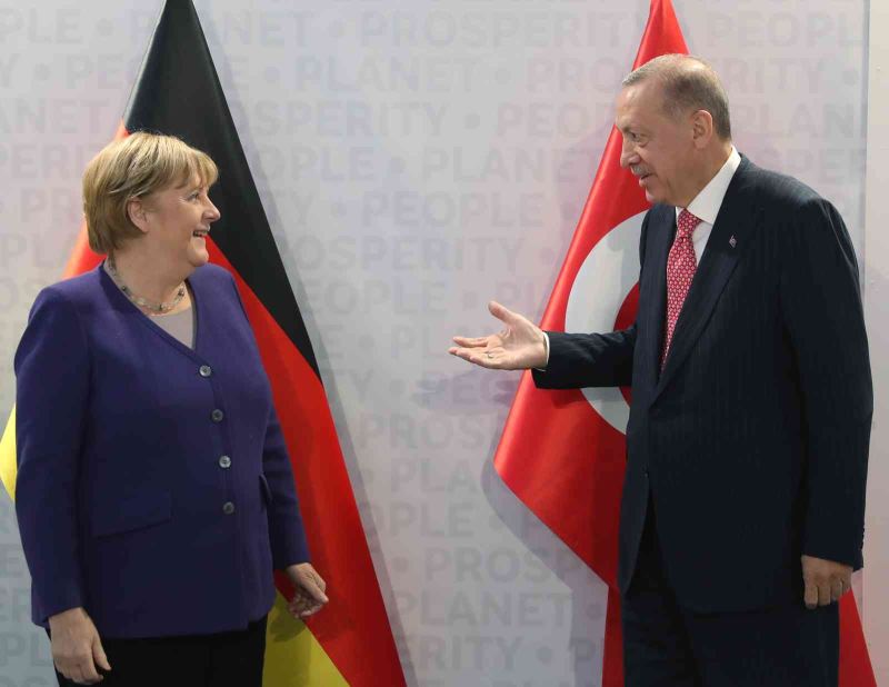 Cumhurbaşkanı Erdoğan, Almanya Başbakanı Merkel ile görüştü
