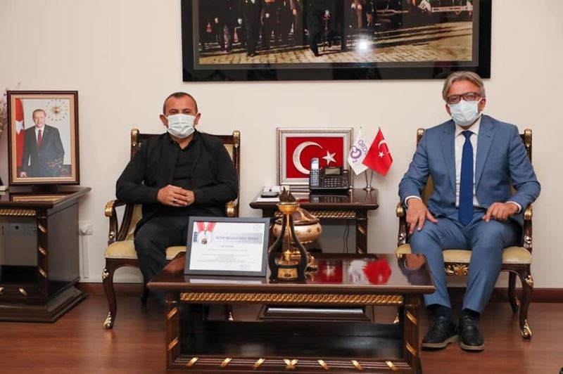 Vali Sonel, ‘Yılın Mülki İdare Amiri Ödülü’ne layık görüldü
