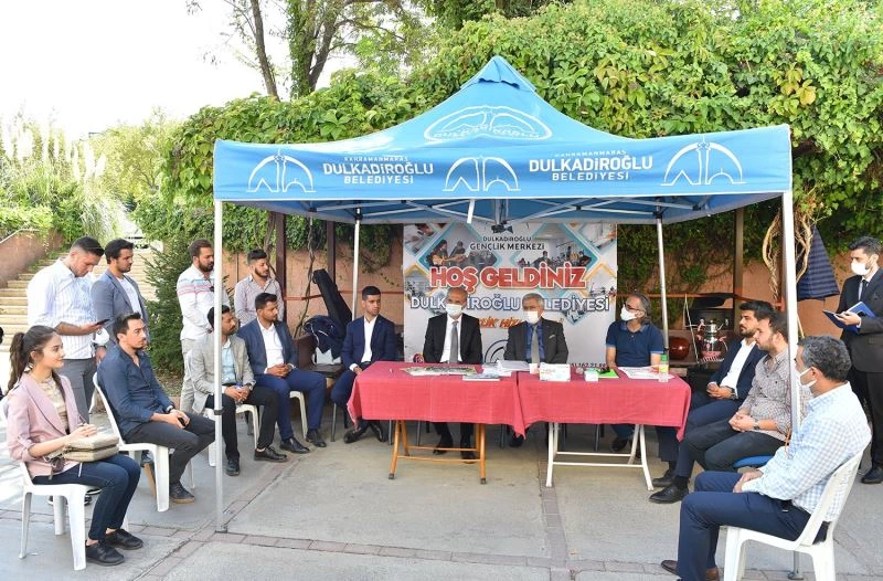 Başkan Okay: “Geleceğimizin teminatı gençlerimizin yanındayız”
