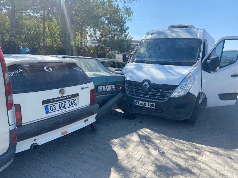 Fabrika işçileri dışarı çıktıklarında park ettikleri araçlarını bakın nasıl buldu
