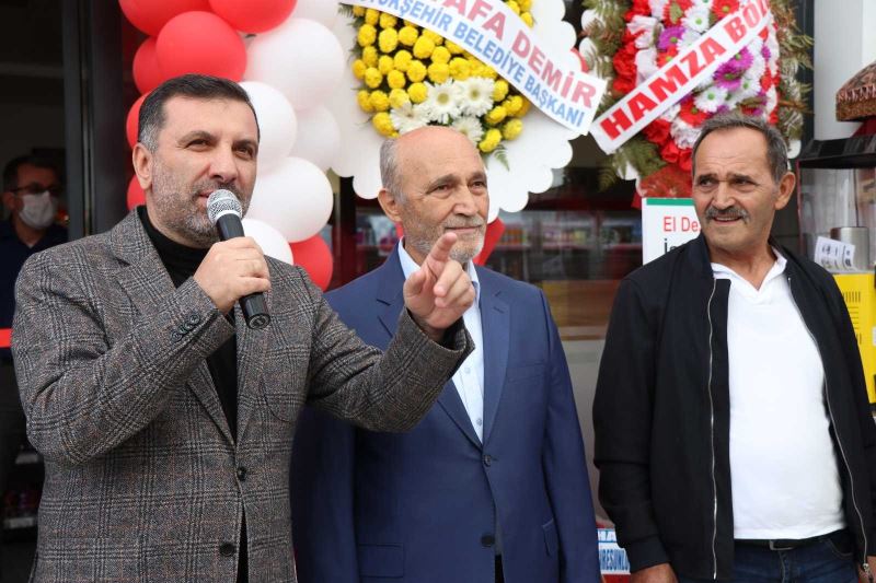 Sarıcaoğlu: “Kavak yatırımcılara fırsat sunuyor”
