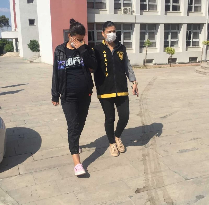 Çilingir çağırıp komşusunun 71 bin liralık altınını çaldı
