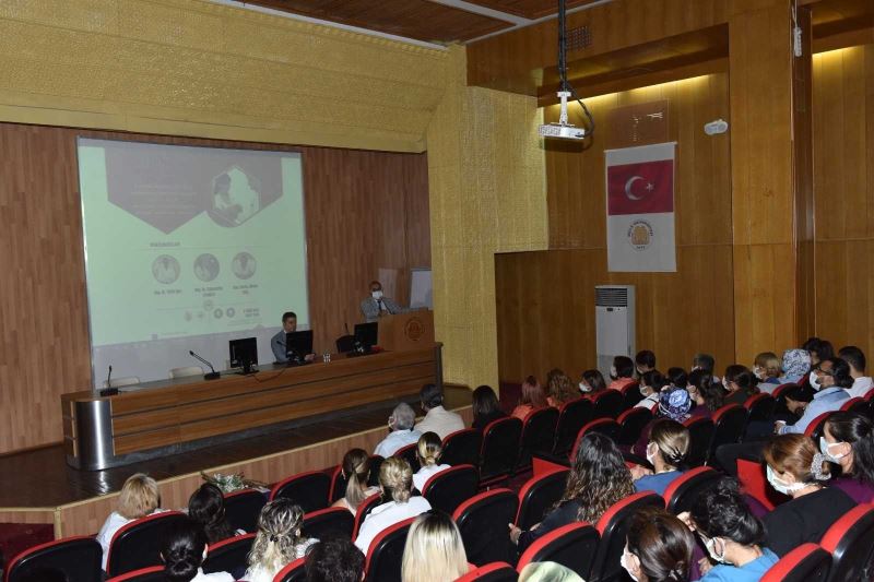 DÜ Hastanesinde, ’1-7 Ekim Dünya Emzirme Haftası’ eğitim konferansı
