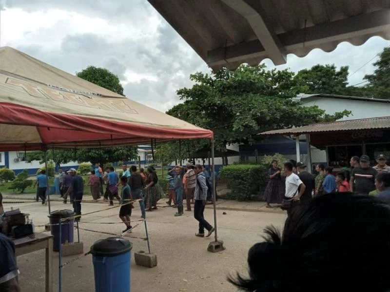 Guatemala’da aşı karşıtları sağlık ekiplerine saldırdı, yaklaşık 50 doz aşıyı yok etti
