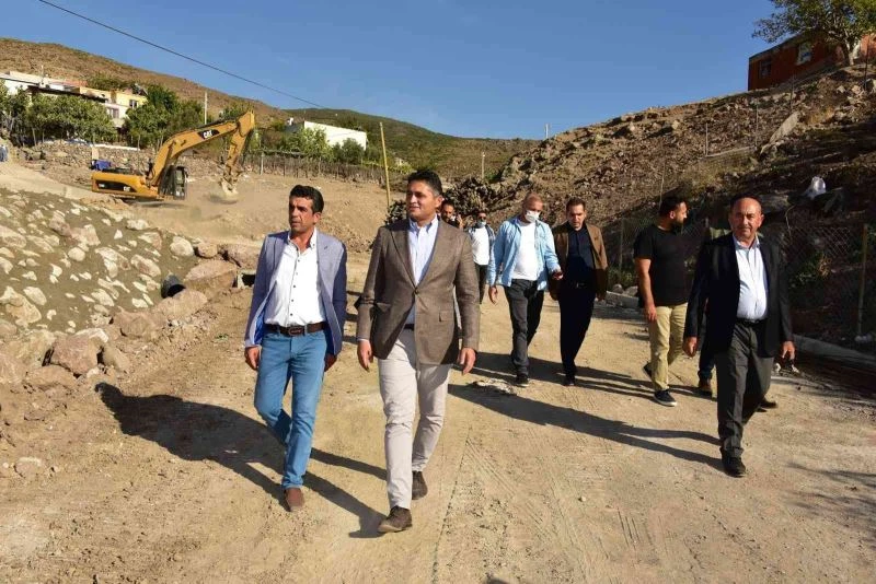 Yukarı Şehitkemal Meydan Projesi tamamlanıyor
