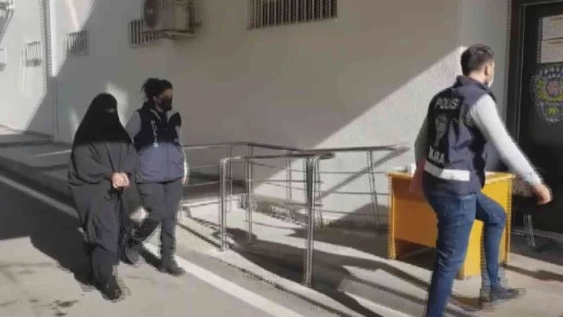 Interpol’ün kırmızı bültenle aradığı DEAŞ’lı terörist Ankara’da yakalandı
