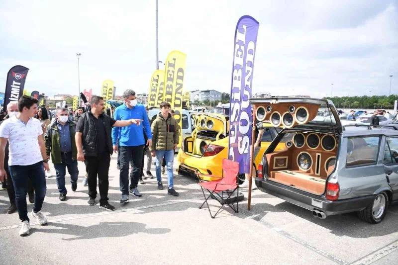 Modifiye araçları gören başkan 15 yıllık tutkusunu itiraf etti
