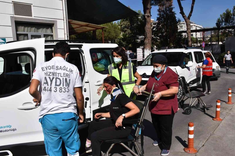 Atatürk Devlet Hastanesi’ndeki tatbikat gerçeği aratmadı
