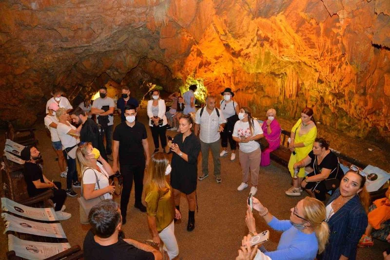 Turizm merkezi Alanya, ünlülerin rotası oldu
