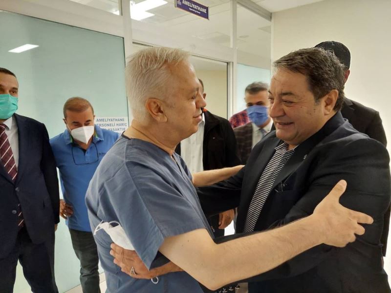 Milletvekili Fendoğlu’ndan Karaciğer Nakil Enstitüsü’ne övgüler
