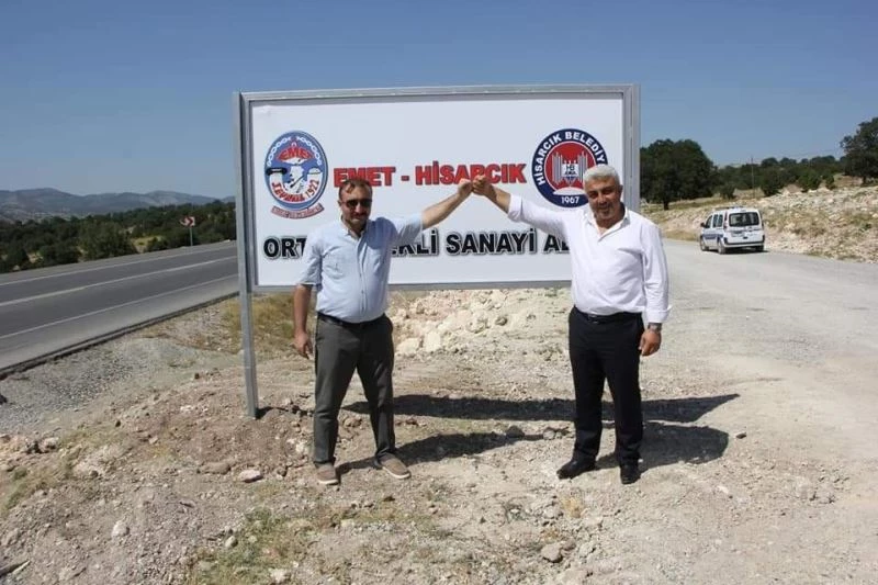 Emet ve Hisarcık belediye başkanlarından yatırımcılara davet çağrısı
