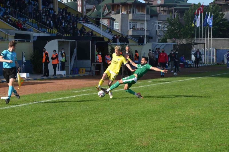 TFF 3. Lig: Fatsa Belediyespor: 0 - Erbaaspor: 0
