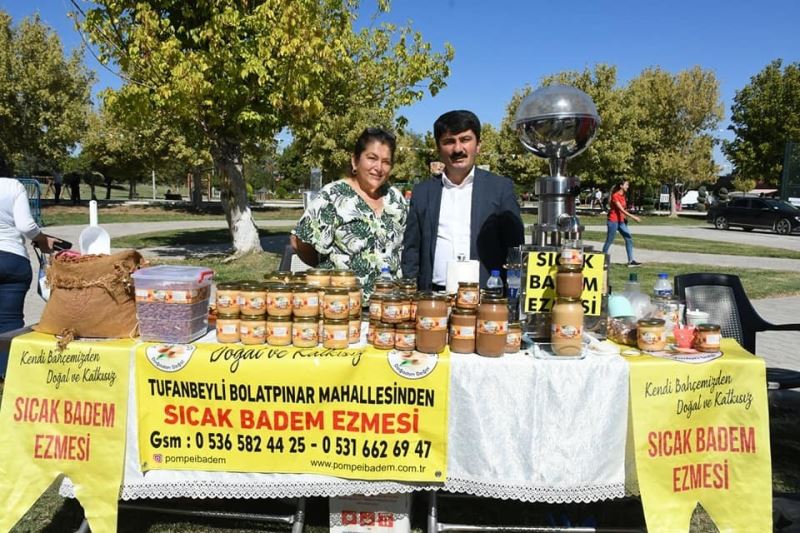 Tufanbeyli, beyaz fasulyesi ve bakliyatlarıyla festivalde görücüye çıktı
