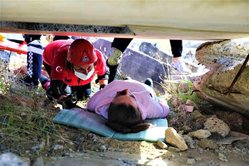 Acil durumlara ve afetlere böyle hazırlanıyorlar
