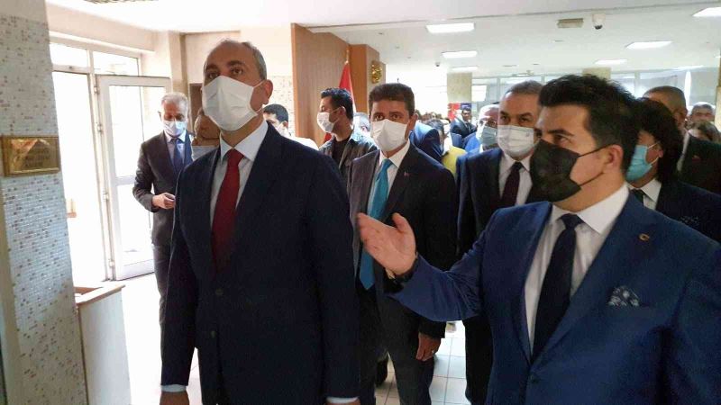 Adalet Bakanı Gül, Uzlaşı Kütüphanesi’nin açılışını yaptı
