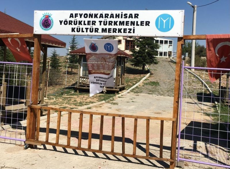 Afyonkarahisar’da Yörükler Türkmenler Kültür Merkezi’ne saldırdılar
