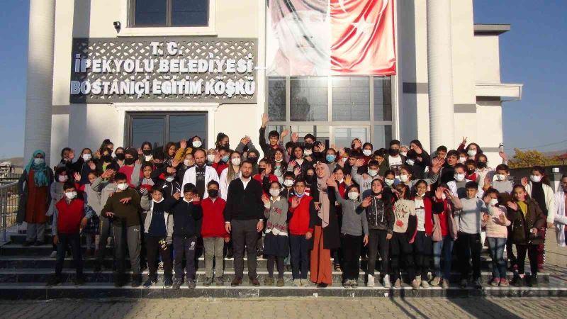 Bostaniçi Eğitim Köşkü’nde öğrenciler geleceğe hazırlanıyor
