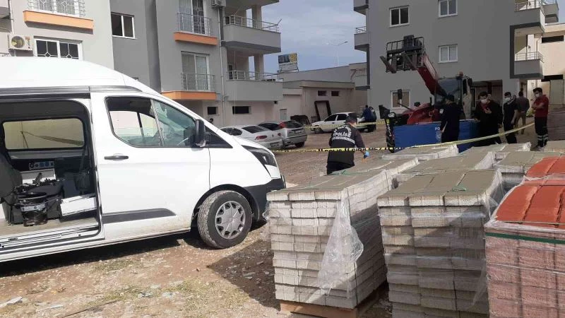 Geri manevra yapan vincin altında kalan bekçi hayatını kaybetti
