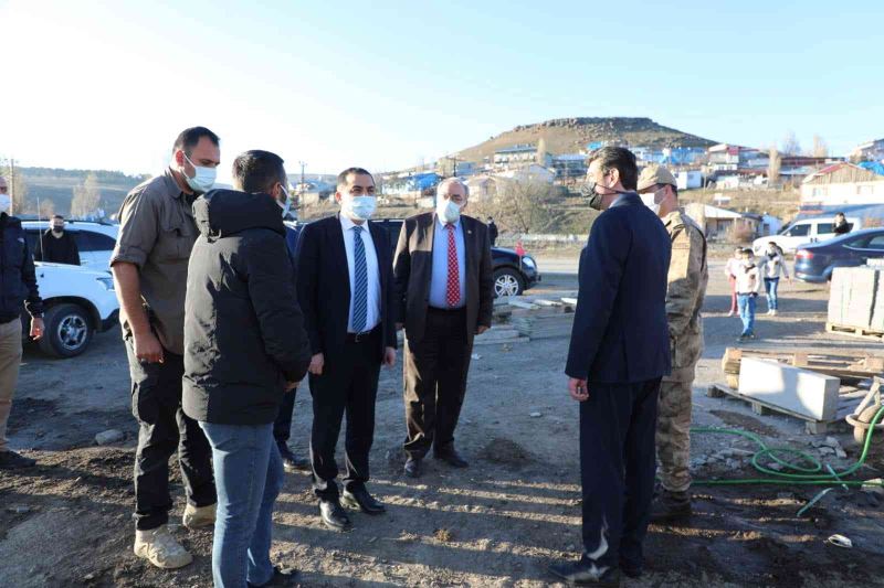 Sarıkamış Şehitliği’nde çevre düzenlemesi yapılıyor
