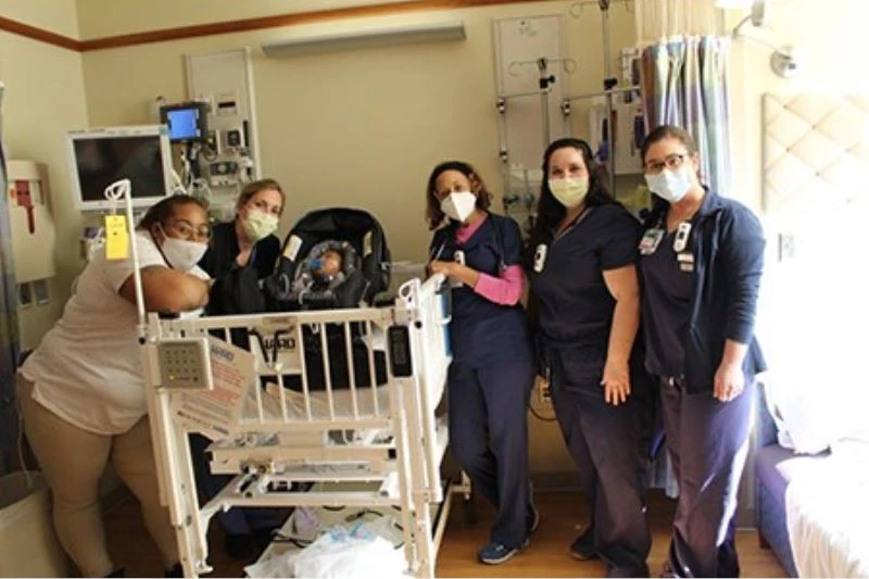 Dünyanın en erken doğan prematüre bebeği, Guinness Rekorlar Kitabına girdi
