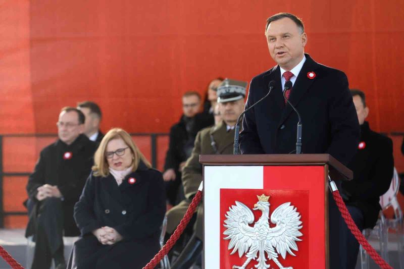 Polonya, bağımsızlığının 103. yılını kutluyor
