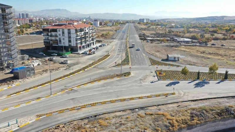 Elazığ’da yeni bulvarda çalışmalar tamamlandı
