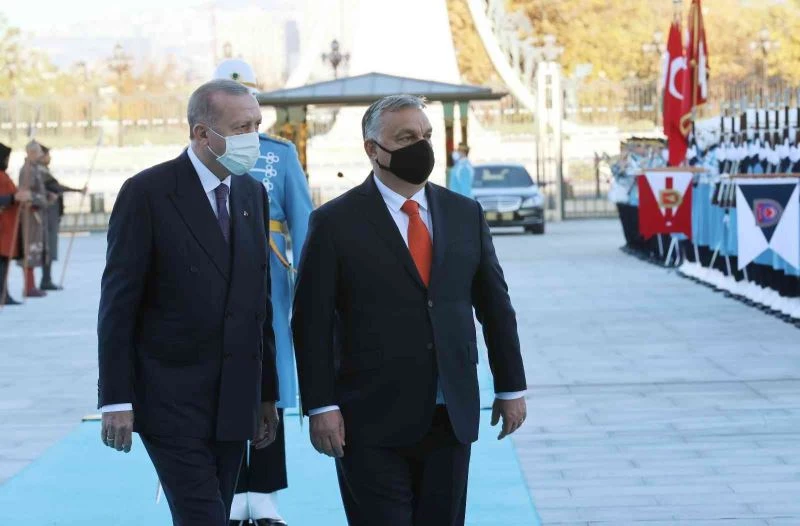 Cumhurbaşkanı Erdoğan, Macaristan Başbakanı Orban’ı resmi törenle karşıladı
