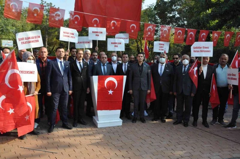 Batman’da teröre lanet, şehide saygı yürüyüşü düzenlendi
