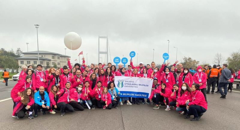 Derslerini İstanbul Maratonu’nda işlediler
