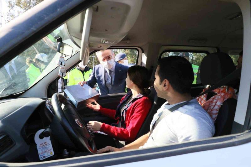 Vali Aksoy’dan araç sürücülerine emniyet kemeri uyarısı

