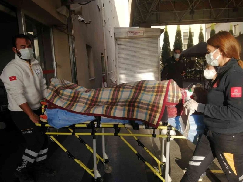 Tuğla fabrikasında göçük altında kalan işçi kurtarıldı
