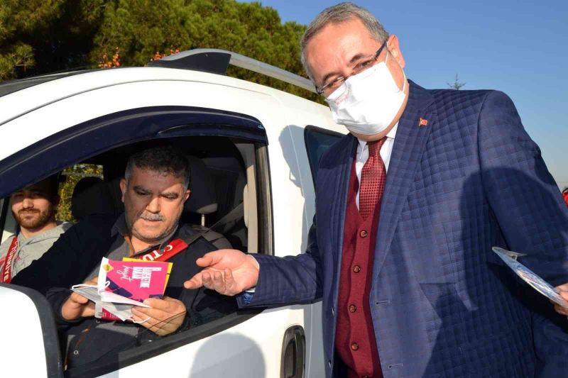 Salihli’de “Bi Hareketine Bakar Hayat” temalı emniyet kemeri uygulaması gerçekleştirildi
