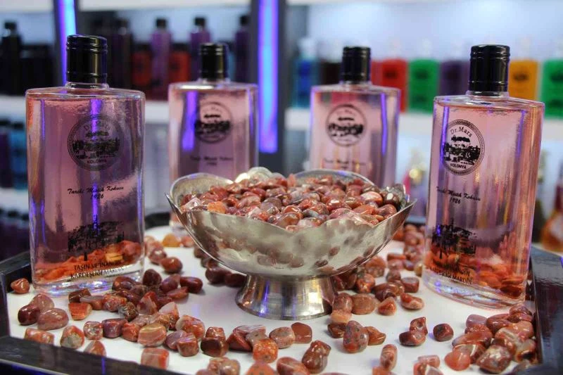 Akik taşından Türkiye’de ilk kez kolonya üretildi
