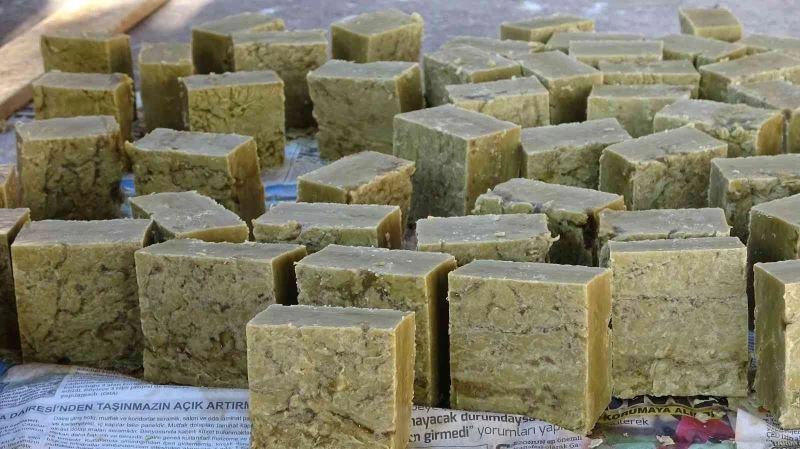 Defne Sabunu, hem temizlik hem şifa sağlıyor
