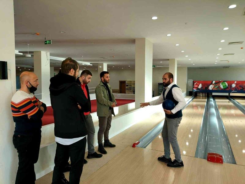 Bayburt Üniversitesi bowling hakemlik kursuna ev sahipliği yaptı
