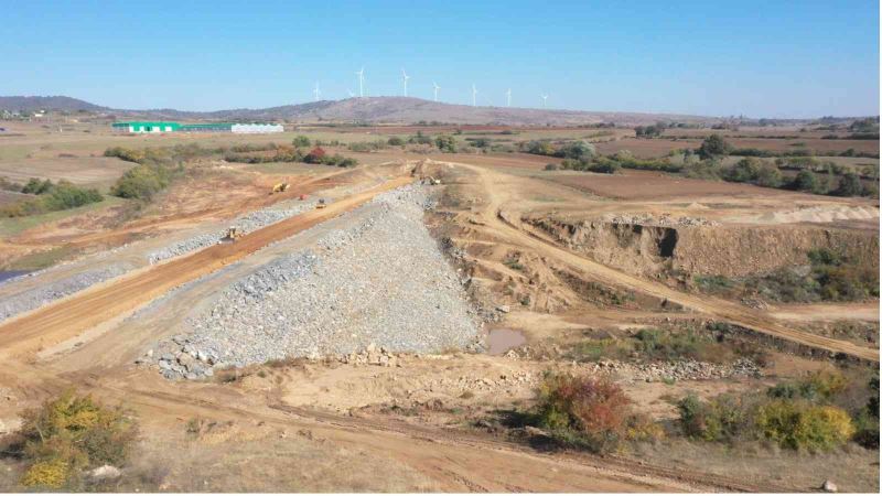 Edirne Lalapaşa Doğanköy Barajı ve sulamasında çalışmalar aralıksız devam ediyor
