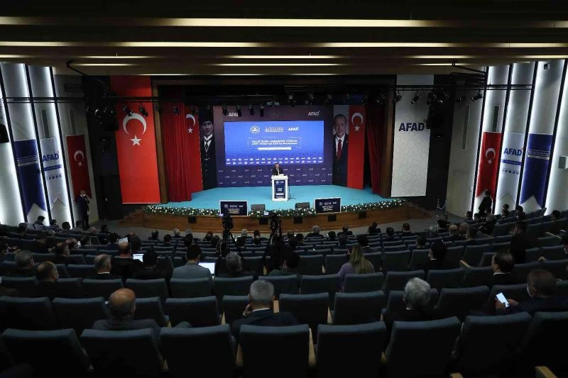 AFAD Başkanı Sezer: “Biz raflarda duracak planlar istemiyoruz”
