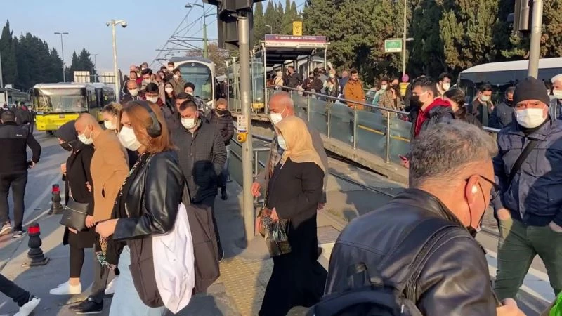 İBB’nin tramvay çalışması vatandaşları çileden çıkardı
