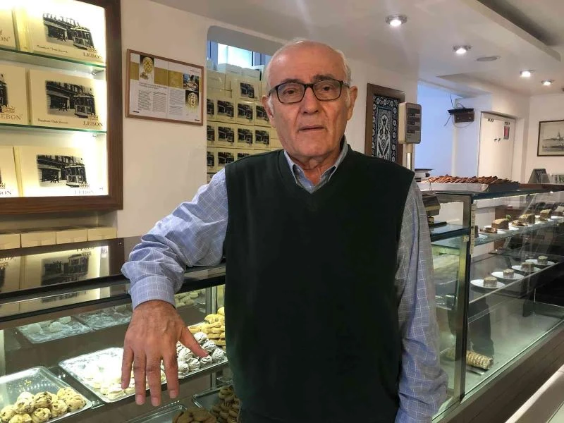 Beyoğlu’nun tarihi Burç Lebon Pastanesi kapanıyor
