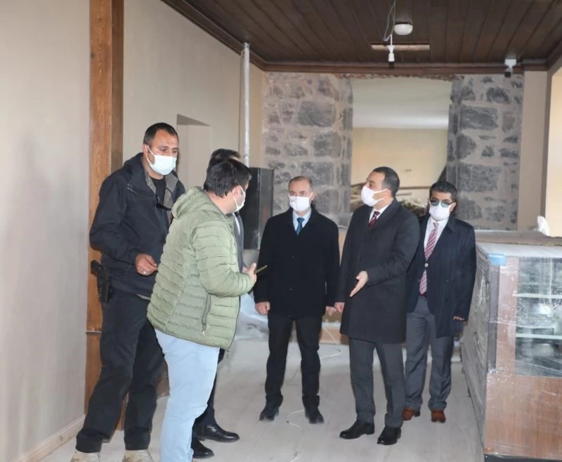 Kars’ta Polisevi’nin yapımı sürüyor
