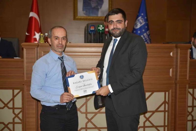 Büyükşehir’de ‘ayın personelleri’ ödüllendirildi
