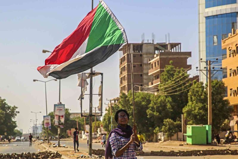 Sudan’daki darbe karşıtı protestolarda bilanço artıyor: 5 ölü
