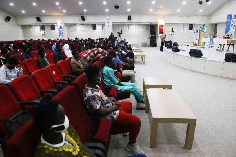 TDV Mütevelli Heyeti 2. Başkanı Açık: “Uluslararası eğitim programları ile milletler arasında gönül köprüleri kuruyoruz”
