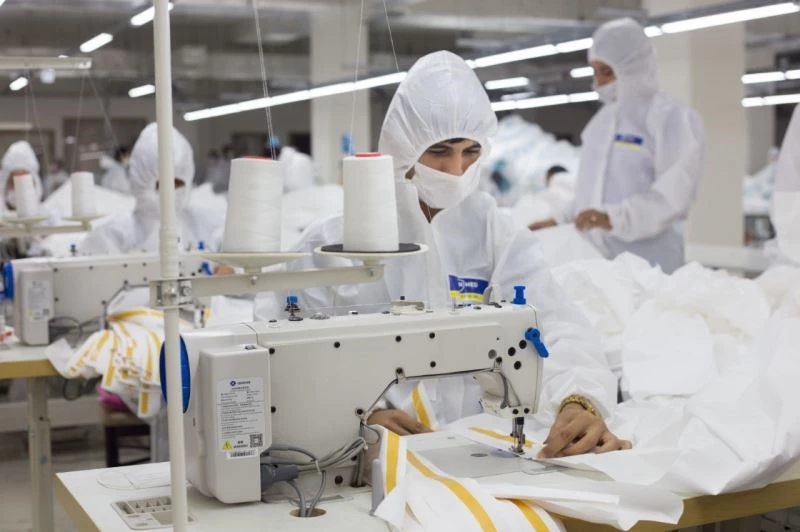 Günlük 3 milyon nitril eldiven üretilecek
