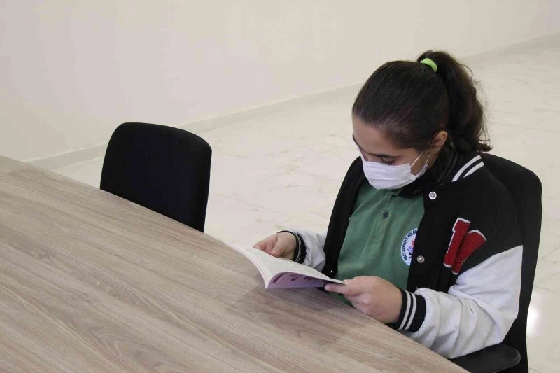 Yüzyüze eğitimde zorluk çeken öğrenciler için eğitim koçları devreye girdi
