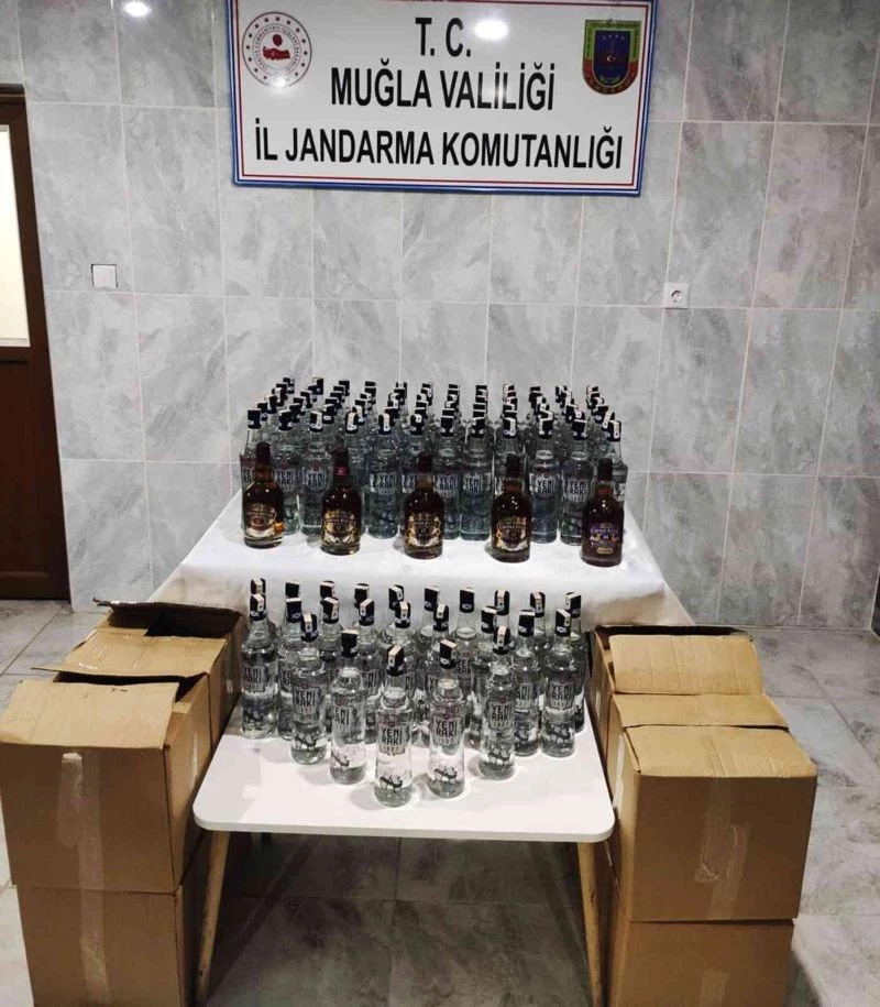 Yol kontrolünde sahte bandrollü içki ele geçirildi
