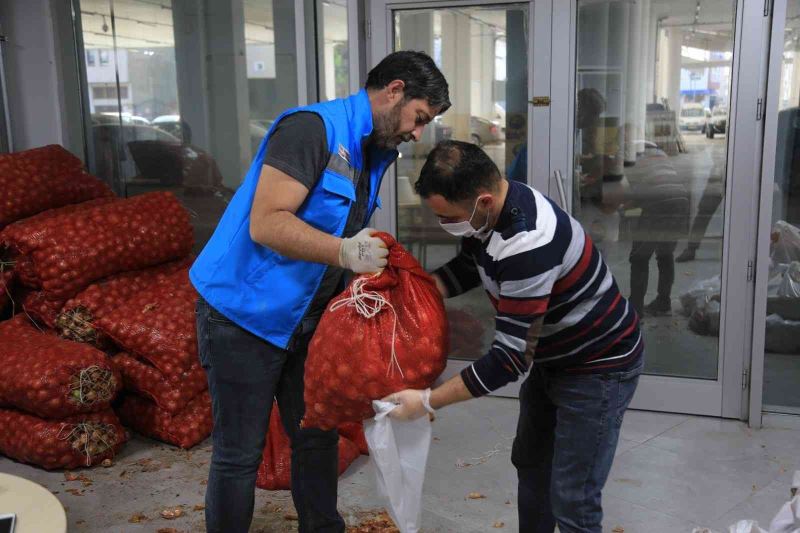 Gölbaşı Belediyesi Paylaşım Noktası ile kalplere dokunuyor
