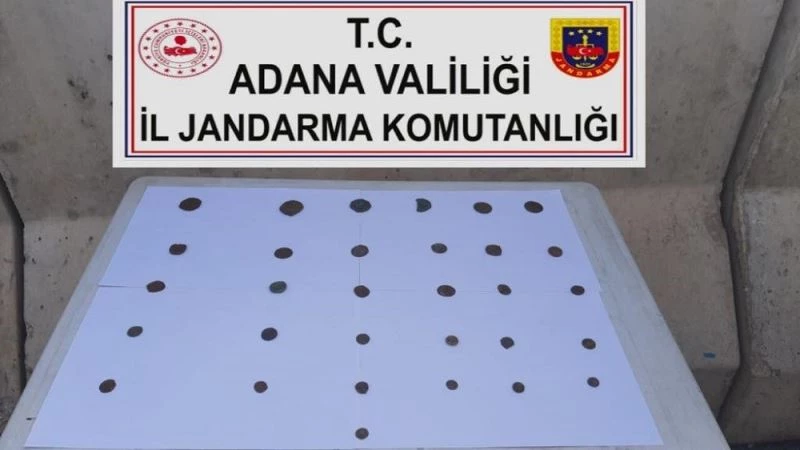 Satmak istediği sikkelerle yakalandı
