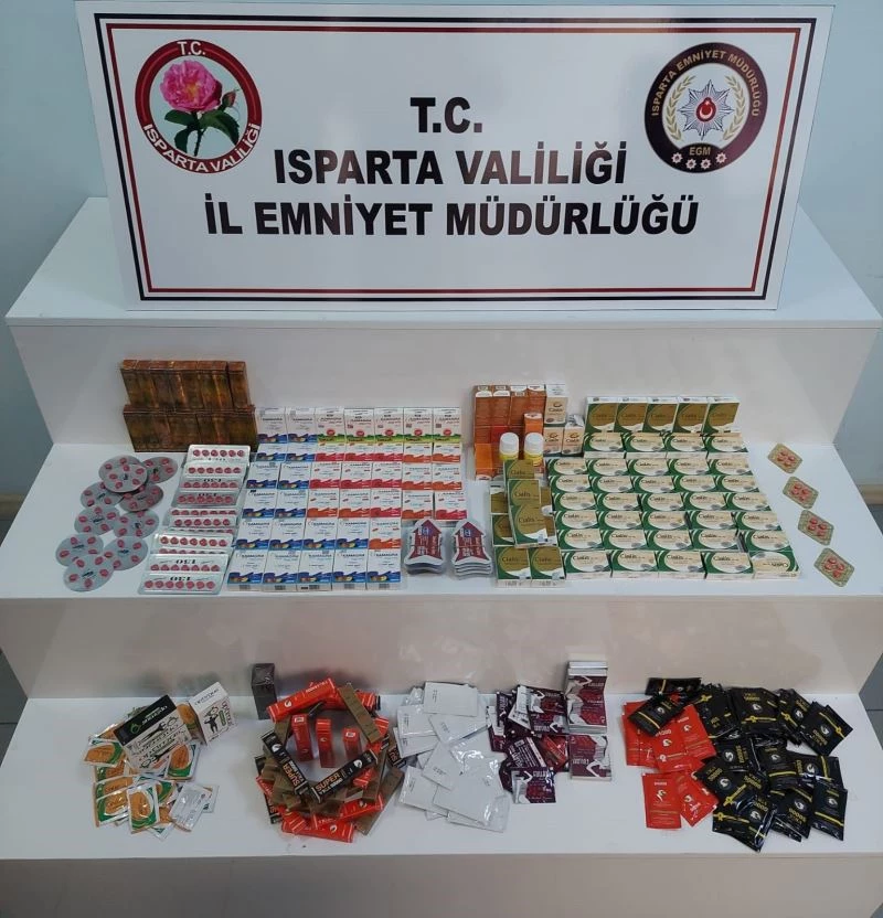 Isparta’da halkın sağlığını tehdit eden 916 yasaklı ürün ele geçirildi
